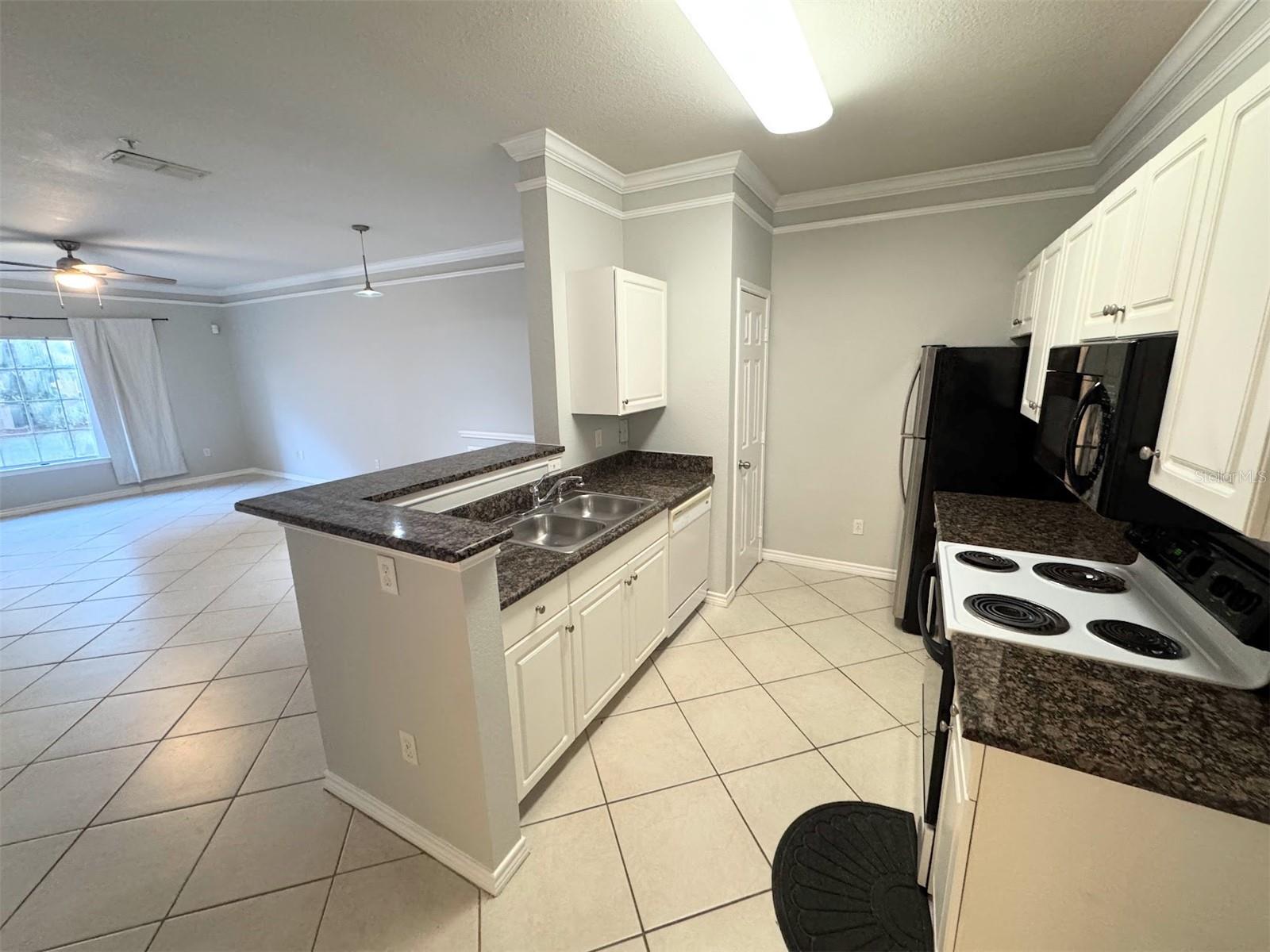 4305 BAYSIDE VILLAGE DR #104 — photo 14