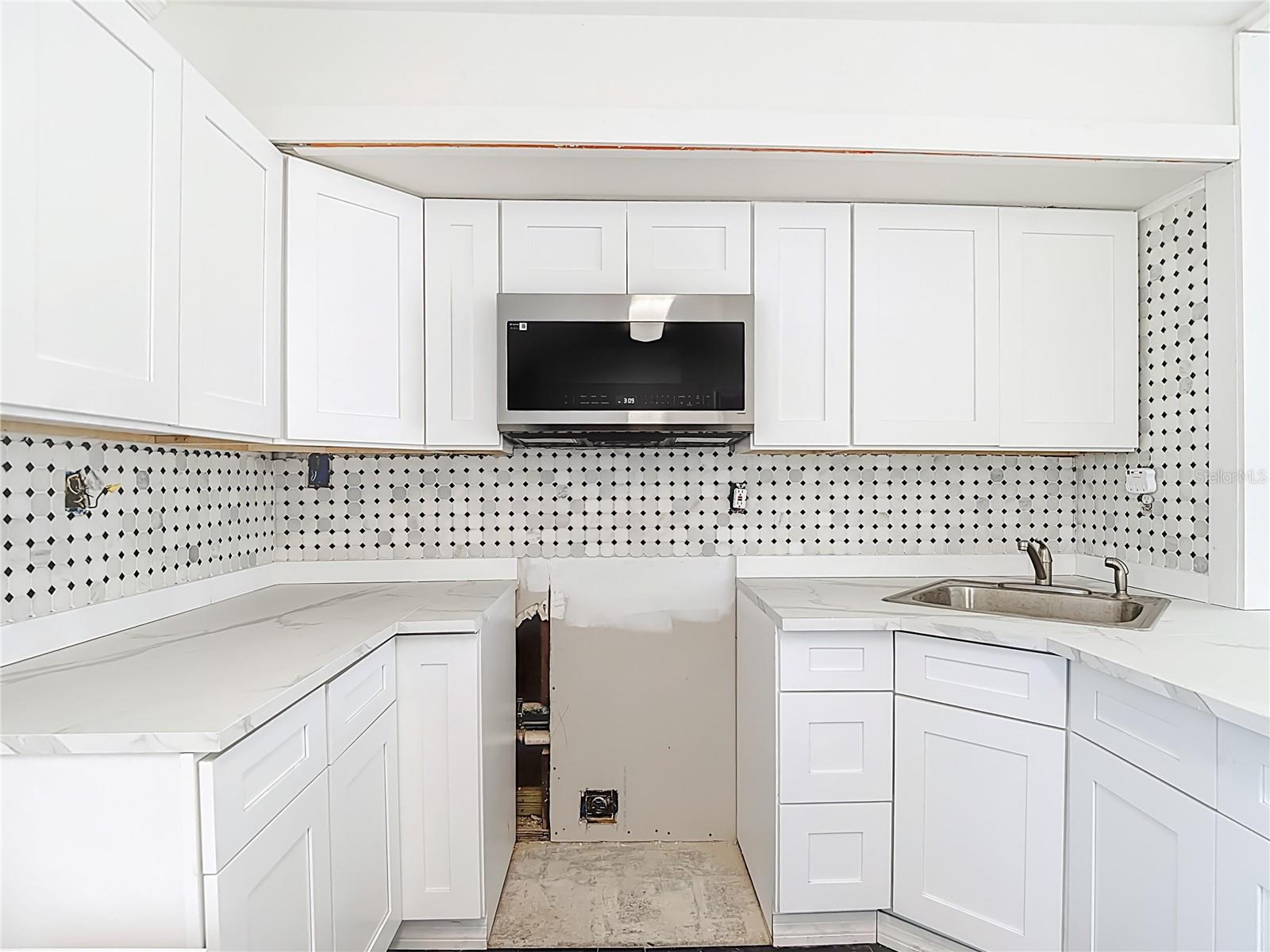 6726 DEL PRADO TER — photo 10