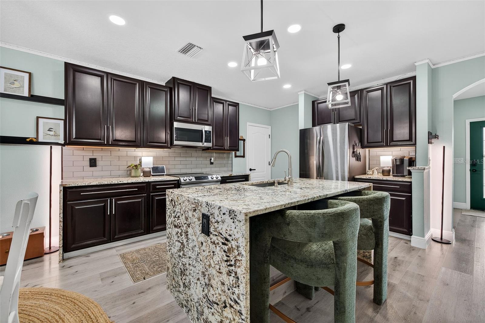 14227 ALISTAR MANOR DR — photo 10