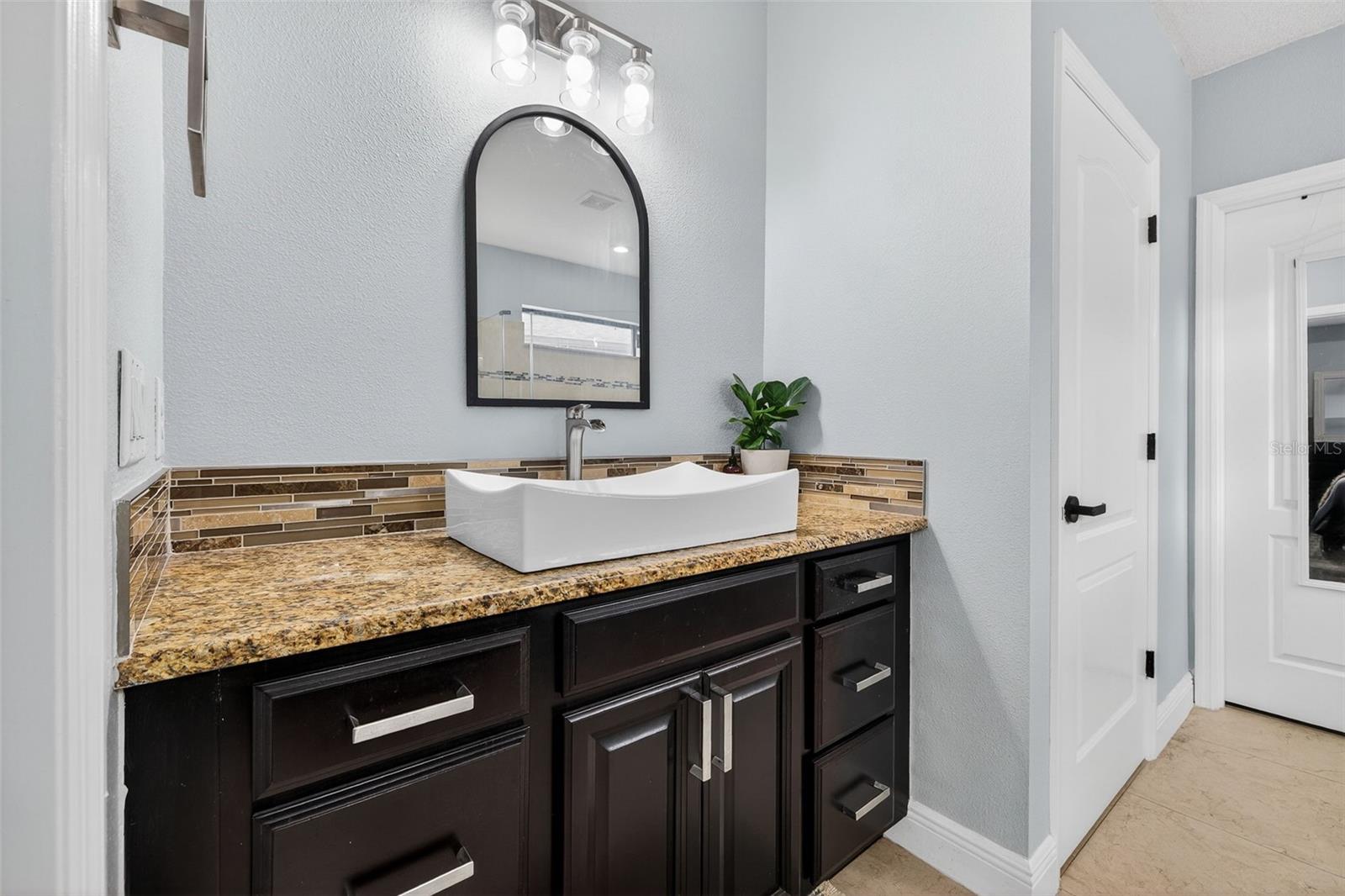 14227 ALISTAR MANOR DR — photo 23