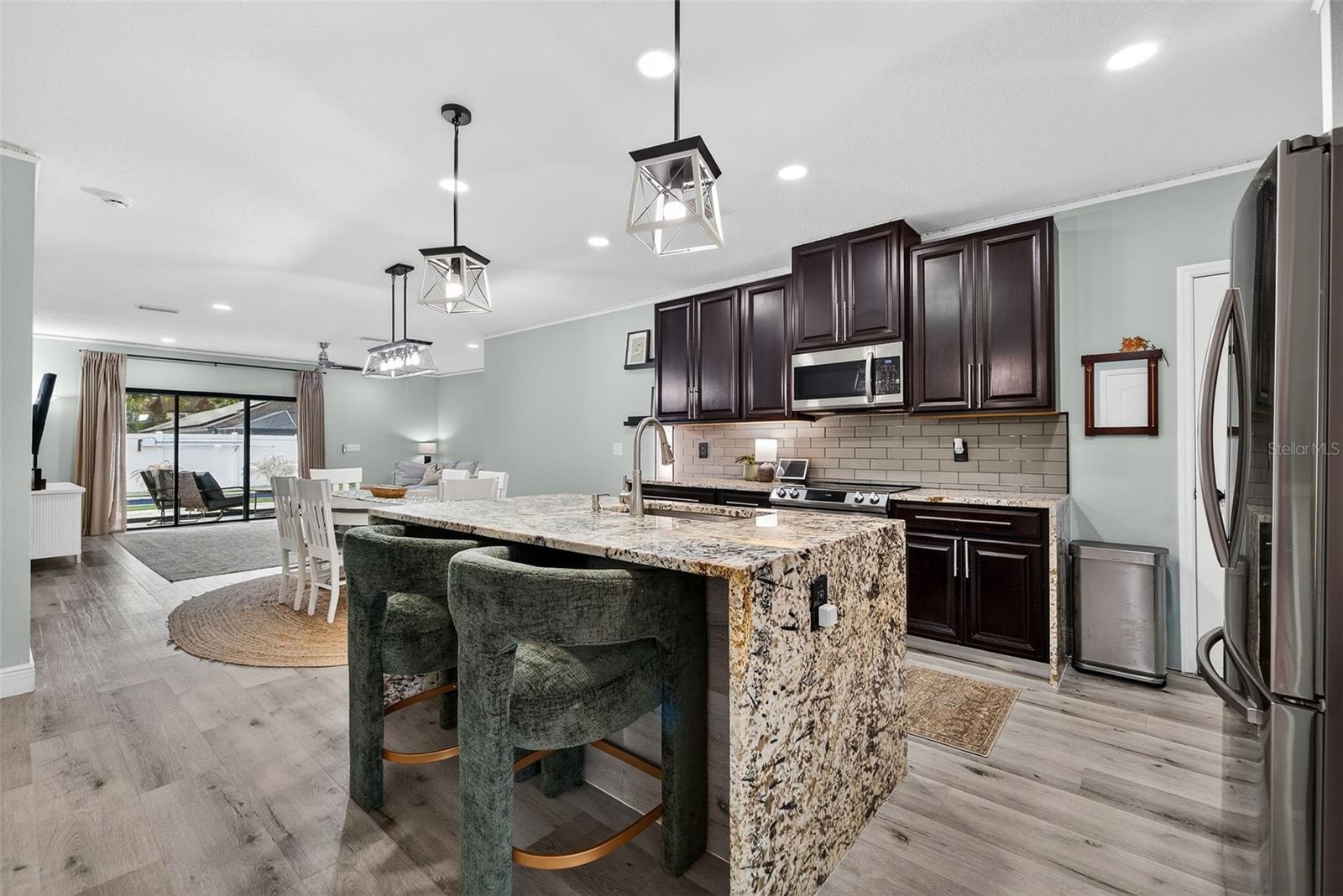 14227 ALISTAR MANOR DR — photo 6