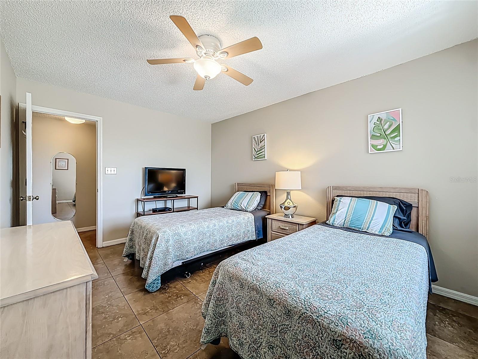 18450 GULF BLVD #401 — photo 14