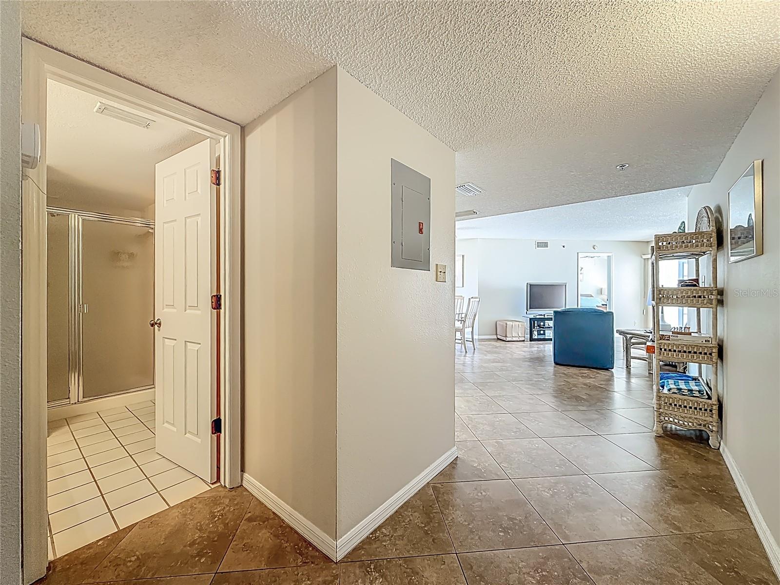 18450 GULF BLVD #401 — photo 3