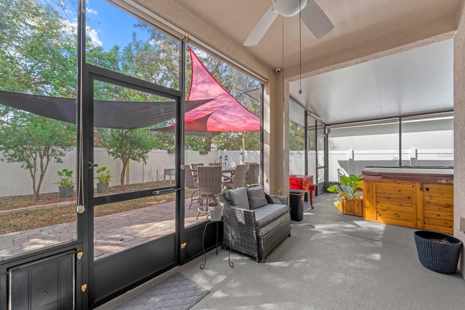 10207 AVELAR RIDGE DR — photo 13
