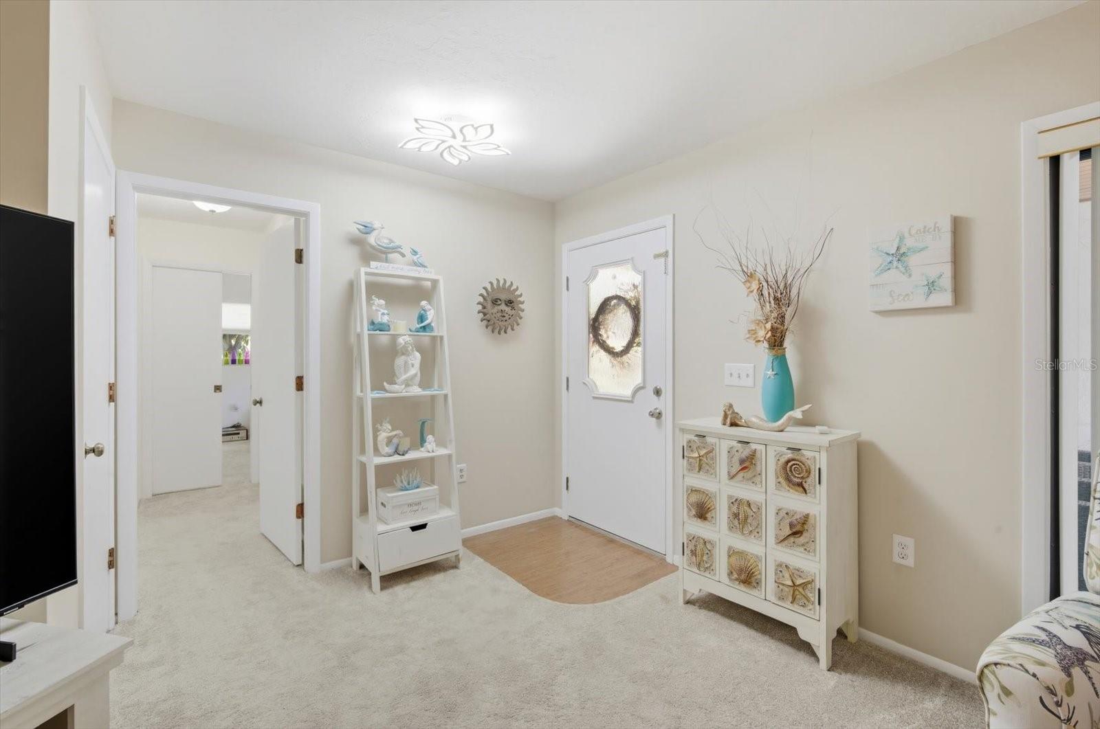 6108 PENNY LN — photo 8