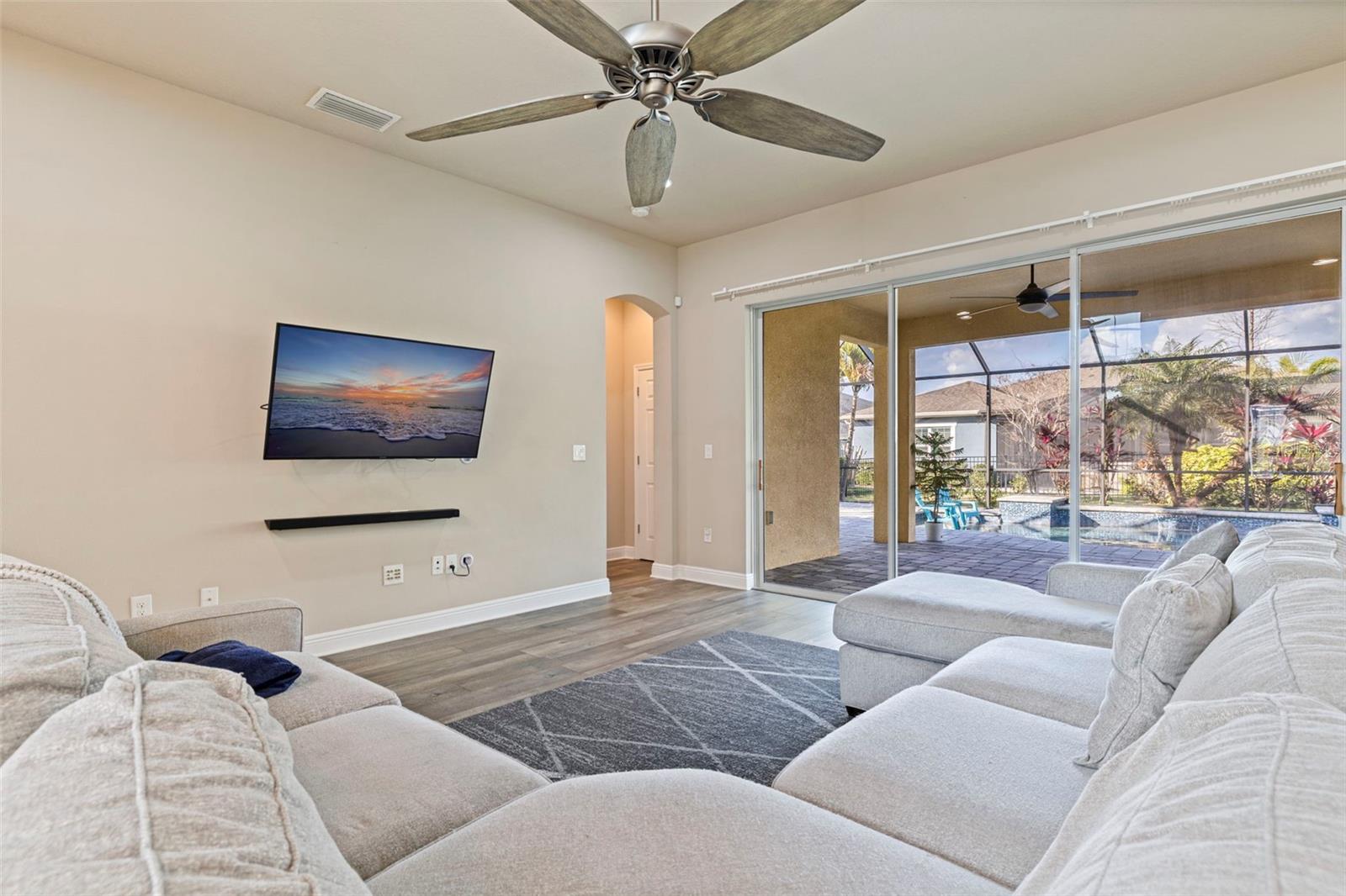 6313 HAVENSPORT DR — photo 13