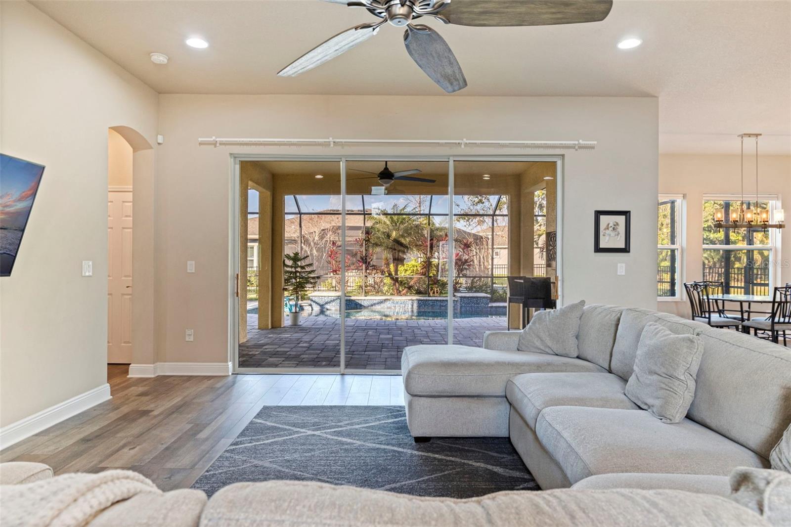 6313 HAVENSPORT DR — photo 12