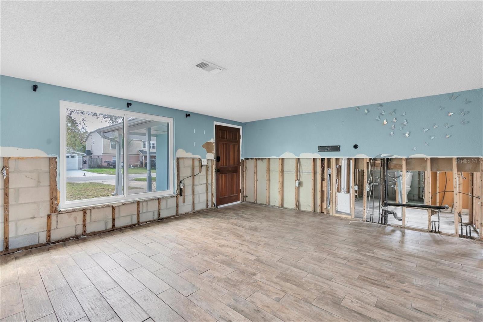 5603 QUIST DR — photo 8