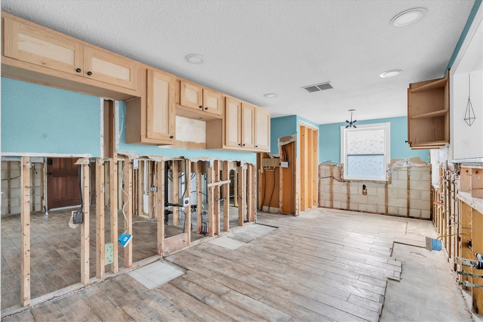 5603 QUIST DR — photo 6