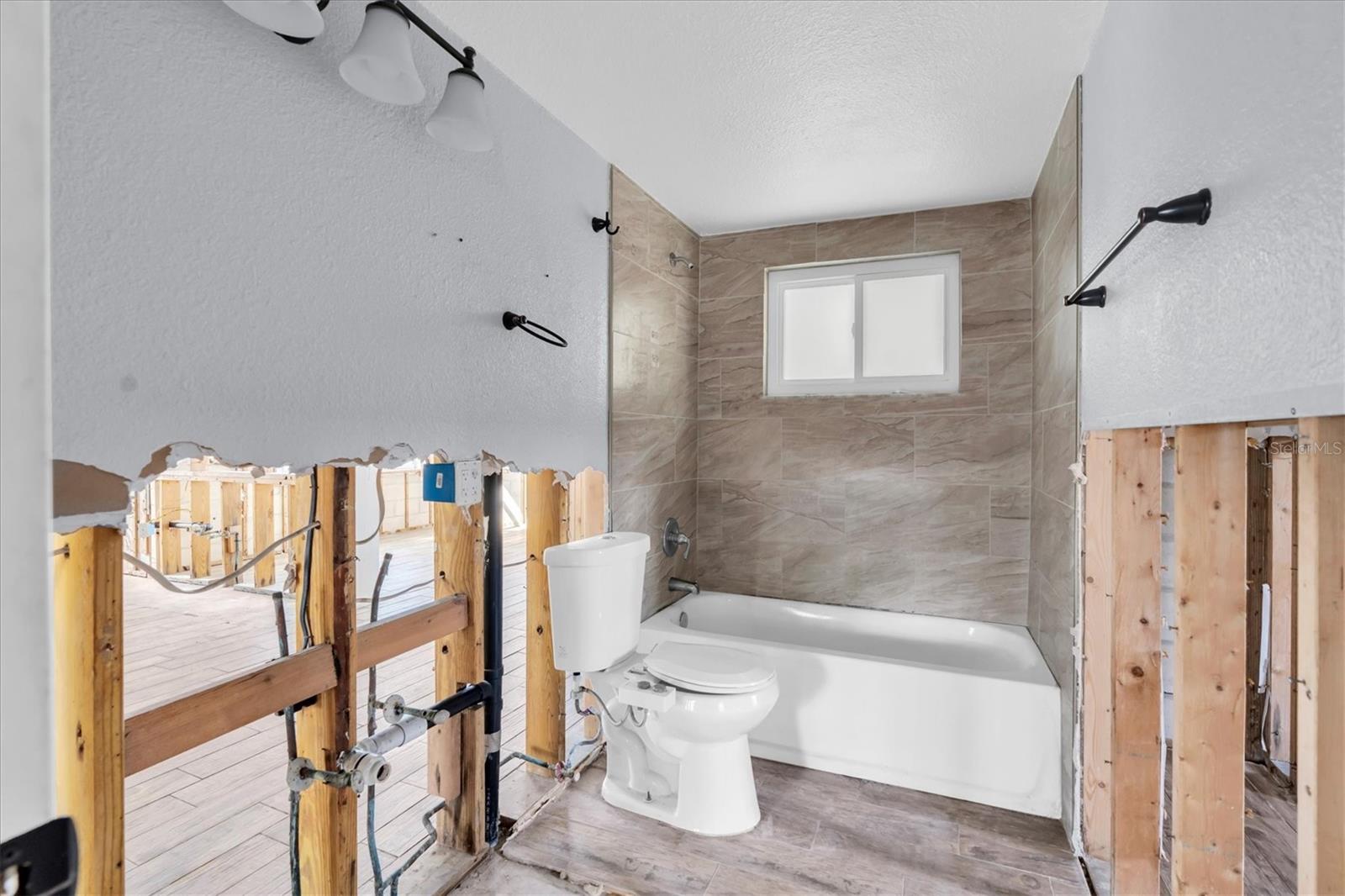 5603 QUIST DR — photo 10