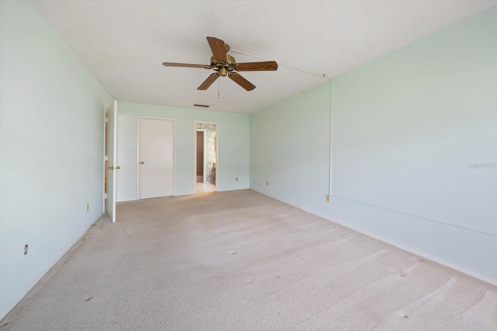 100 BLUFF VIEW DR #114A — photo 22
