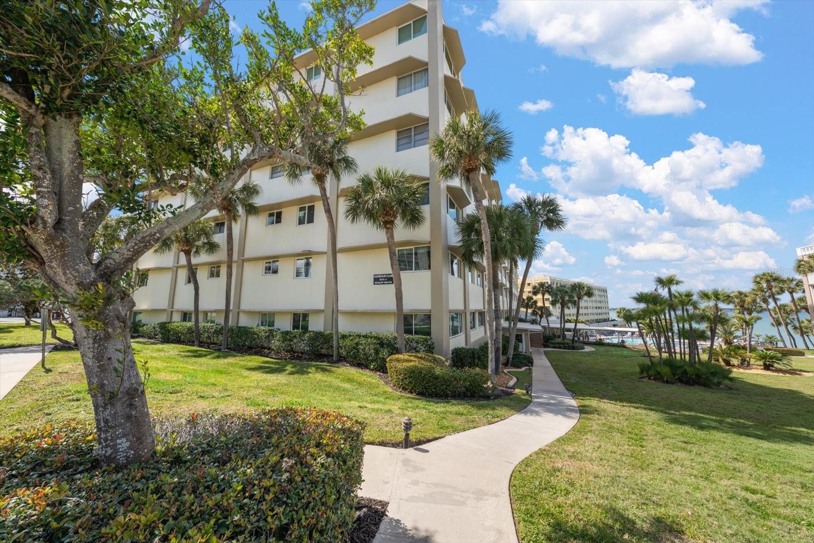 100 BLUFF VIEW DR #114A — photo 46