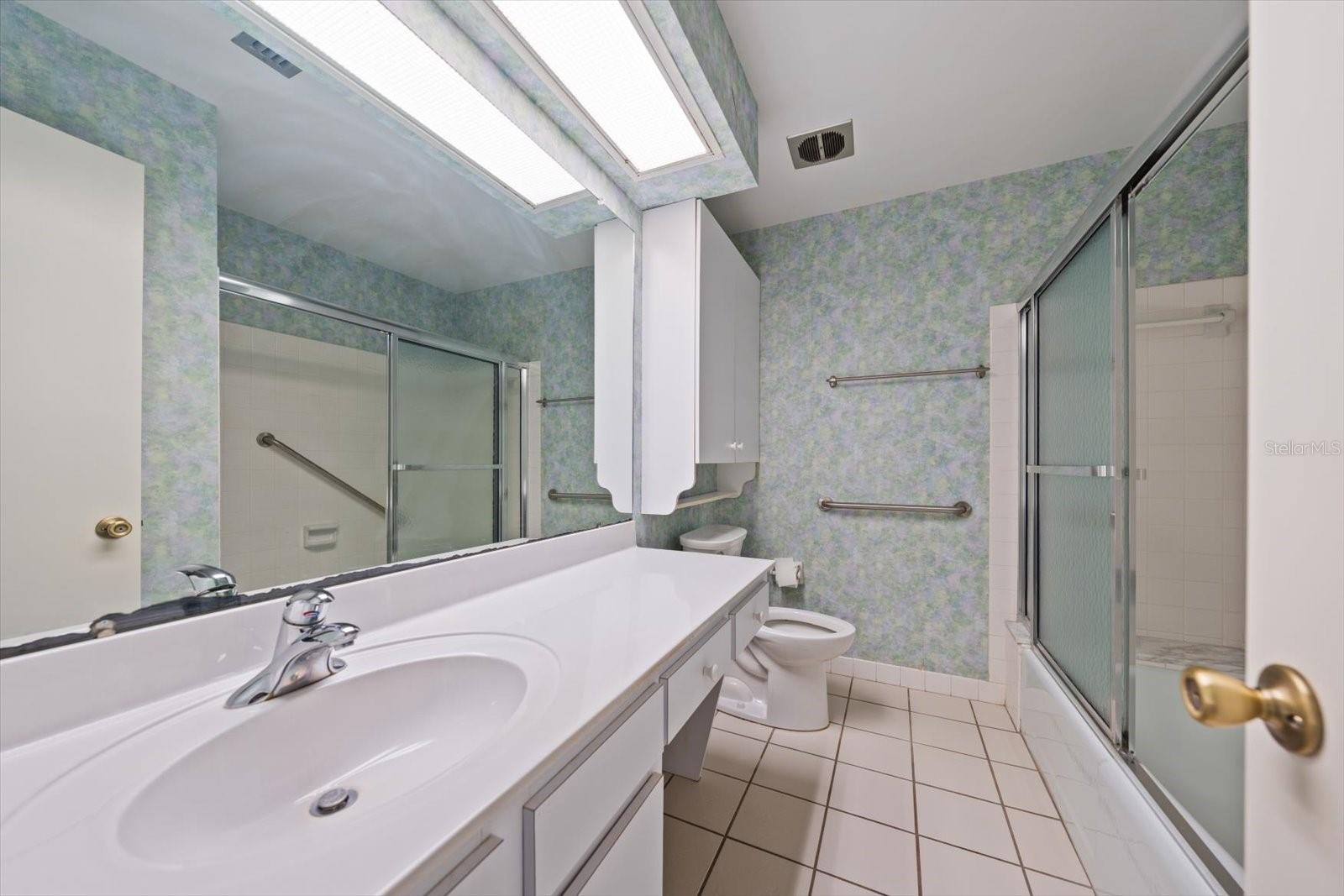 100 BLUFF VIEW DR #114A — photo 30