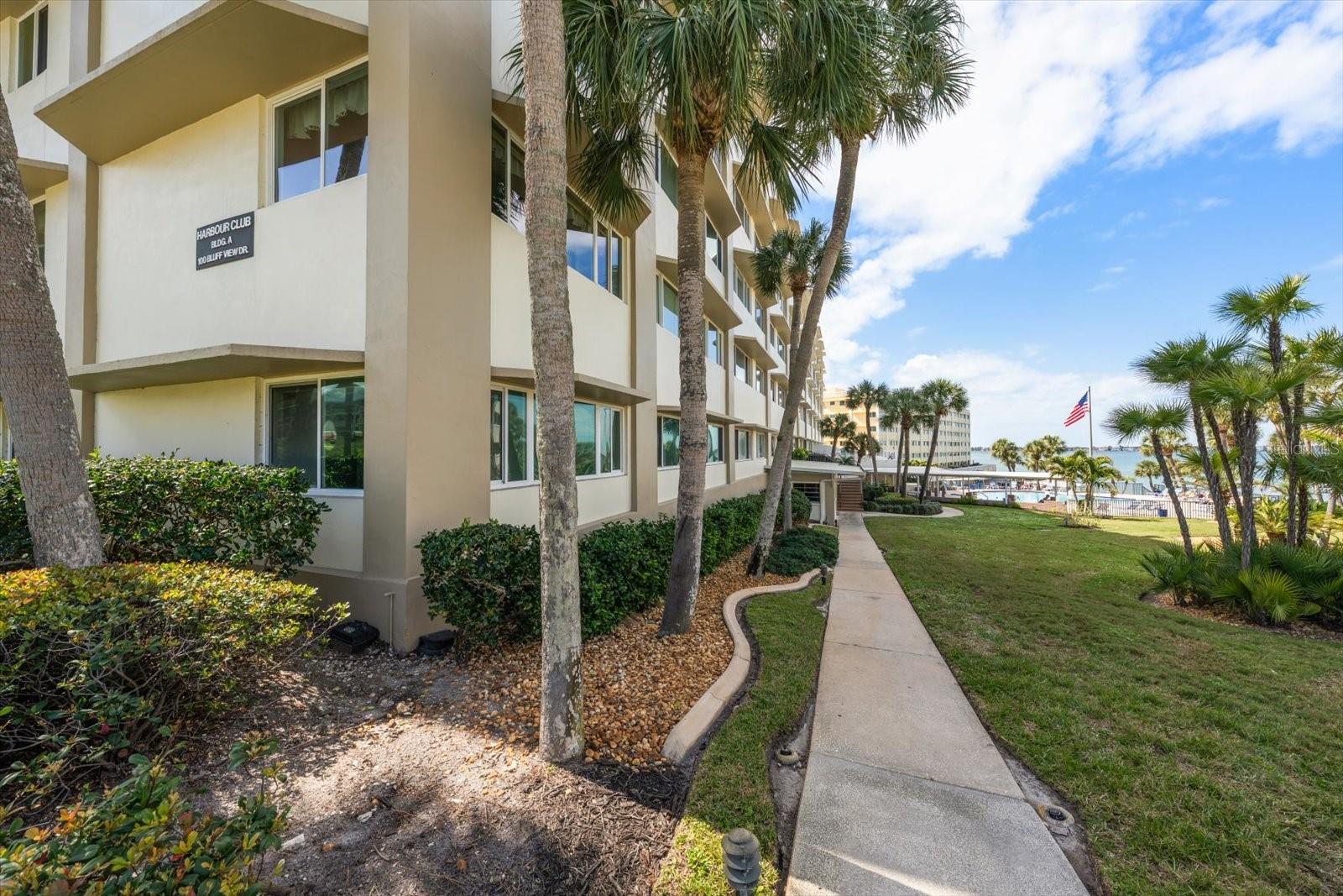 100 BLUFF VIEW DR #114A — photo 47