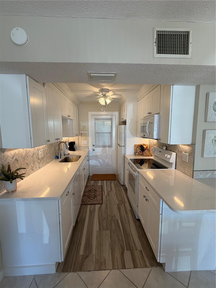 3808 GULF OF MEXICO DR #E105 — photo 3