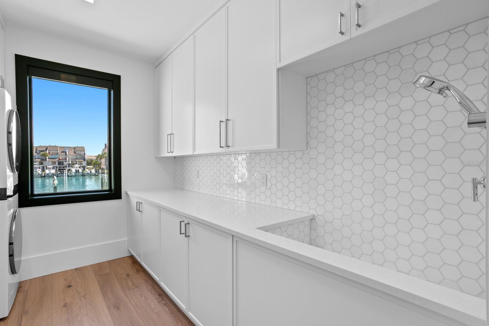 500 BARCELONA DR — photo 21