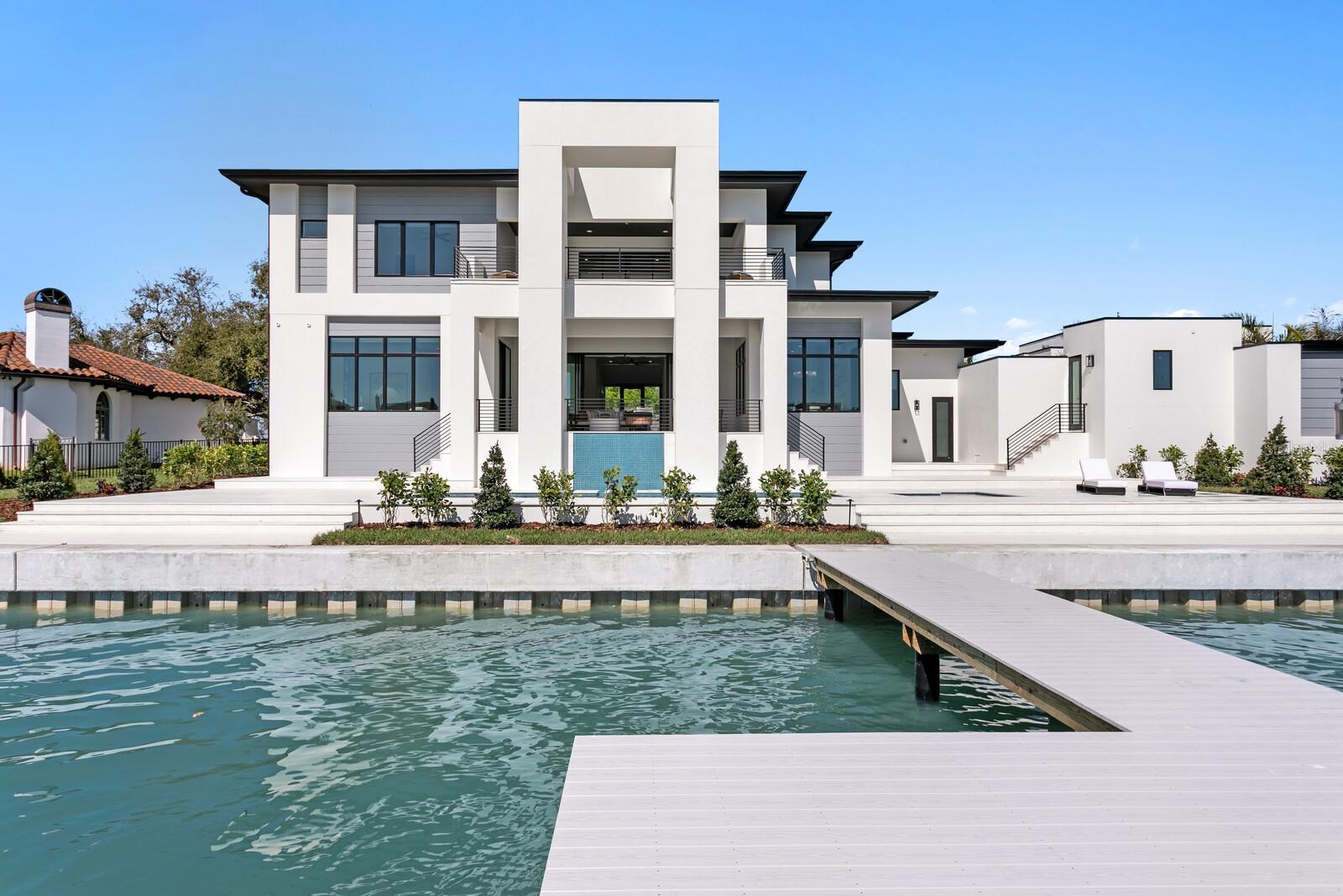 500 BARCELONA DR — photo 2