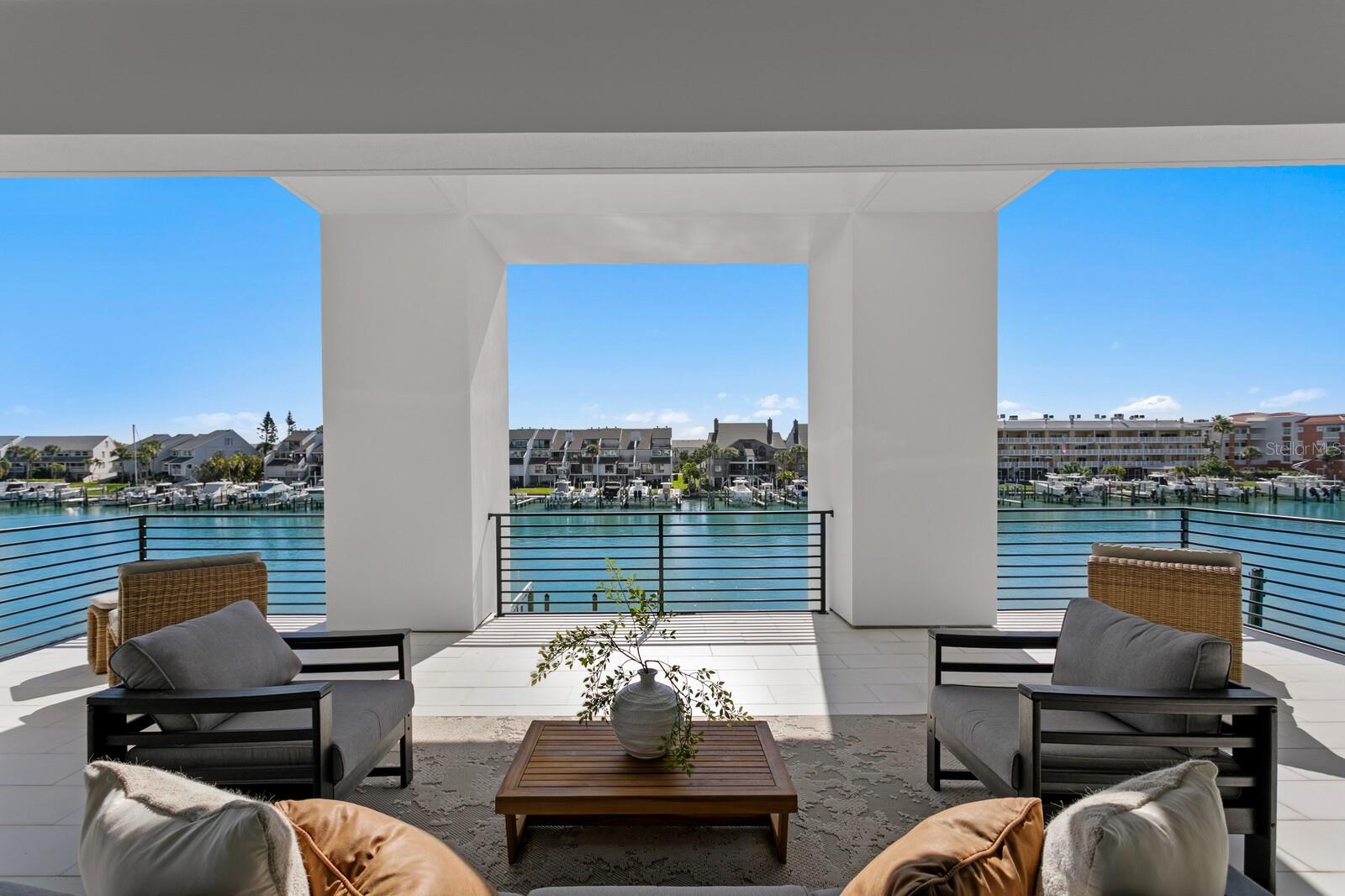500 BARCELONA DR — photo 42