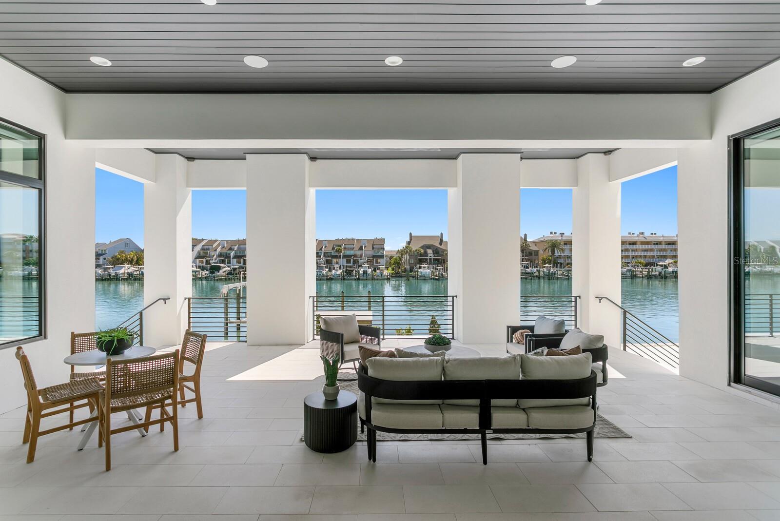 500 BARCELONA DR — photo 15