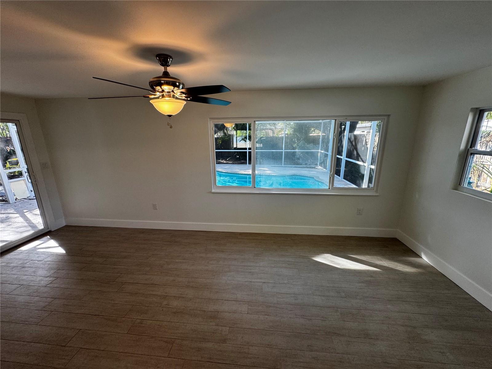 3182 HATTON ST — photo 13