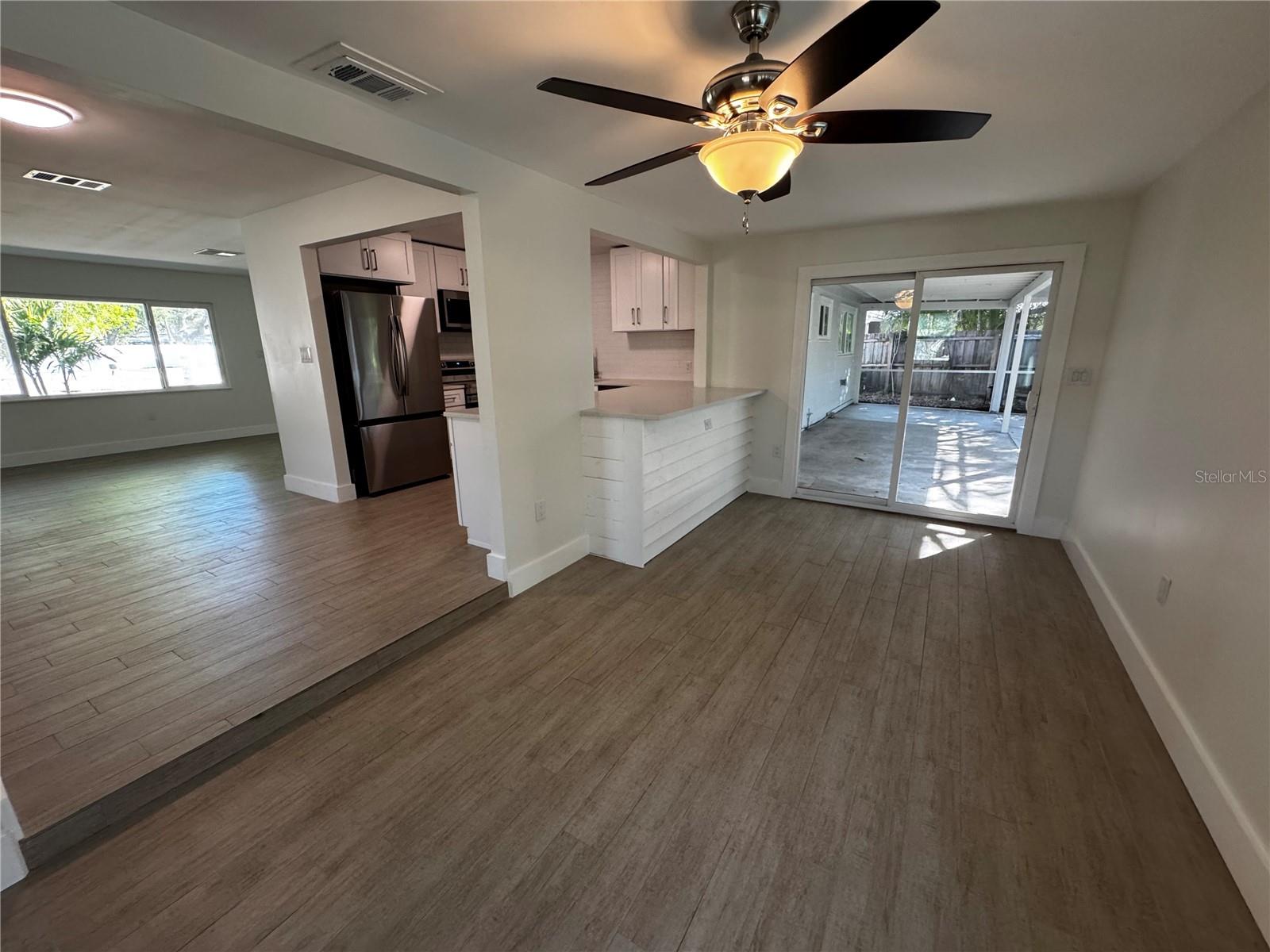 3182 HATTON ST — photo 14