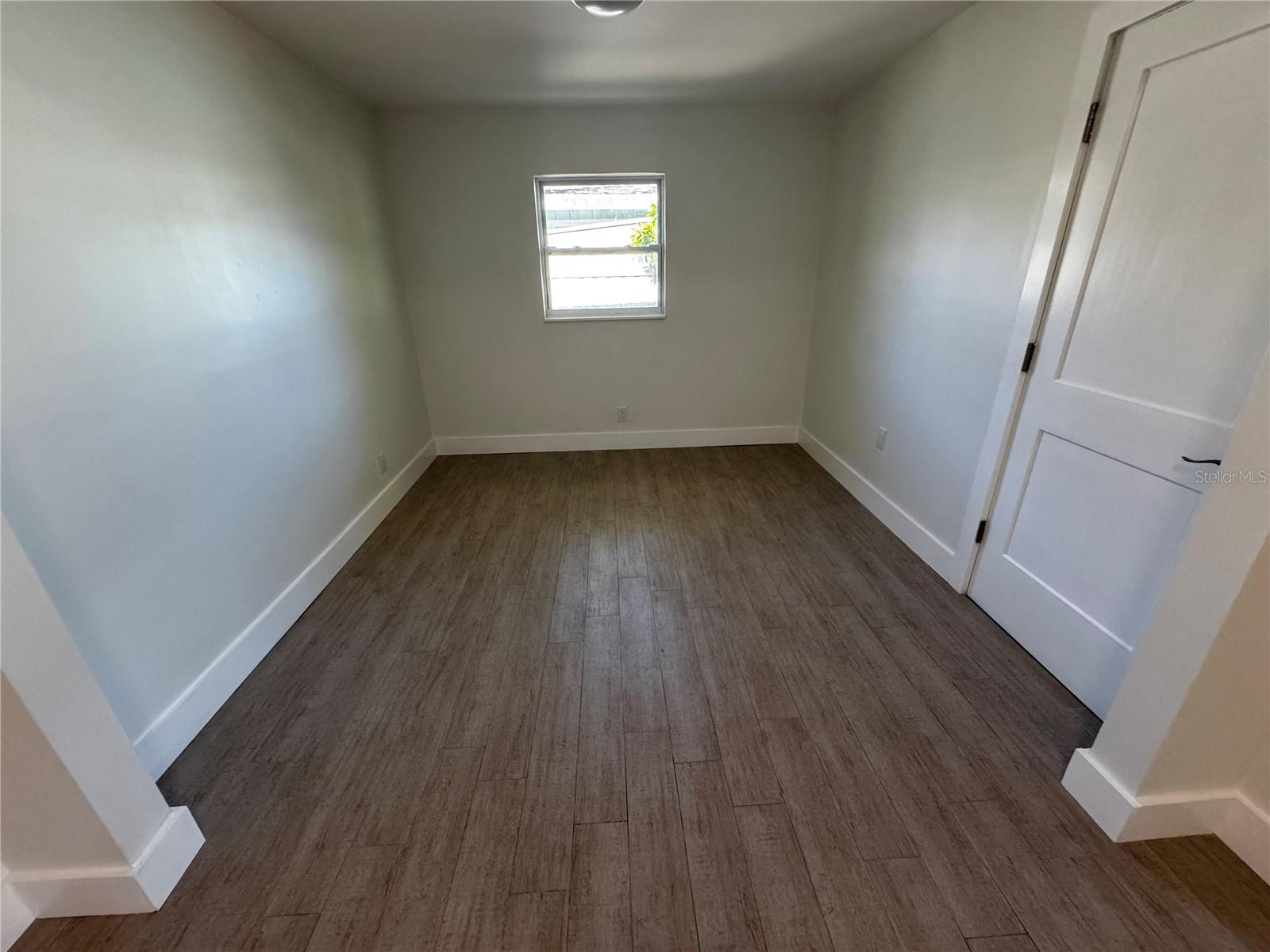3182 HATTON ST — photo 12