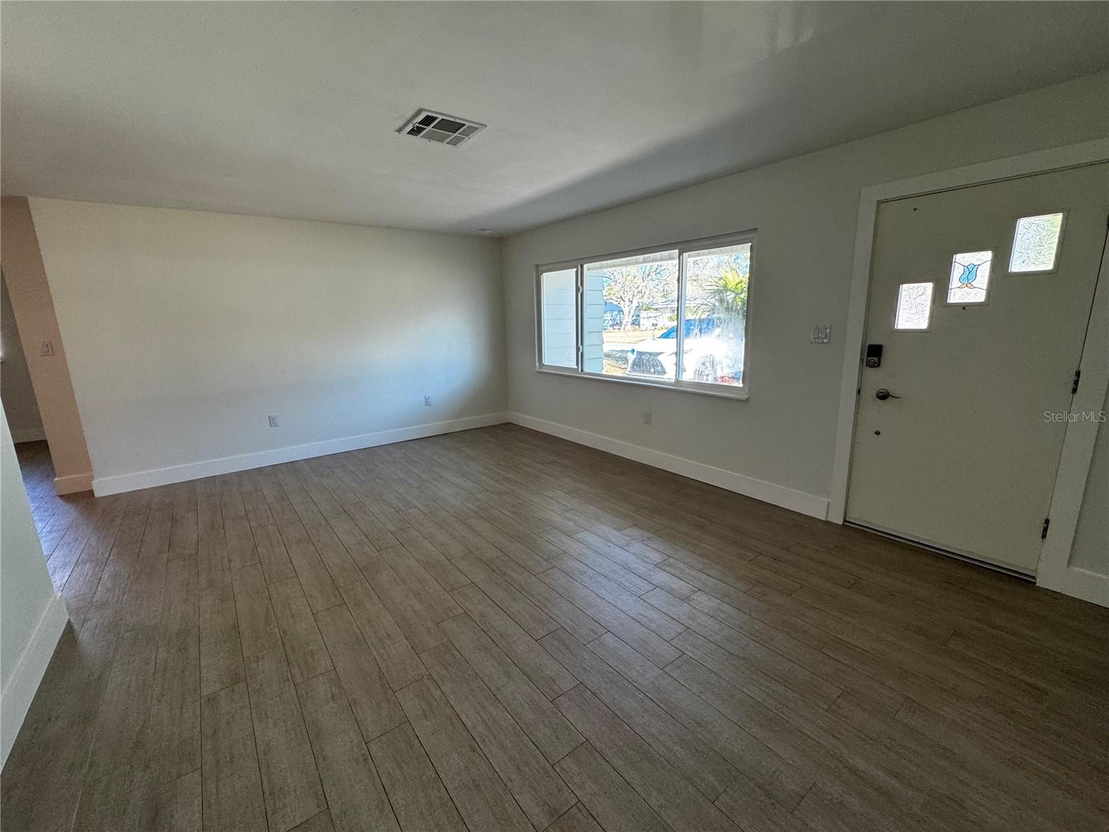 3182 HATTON ST — photo 8