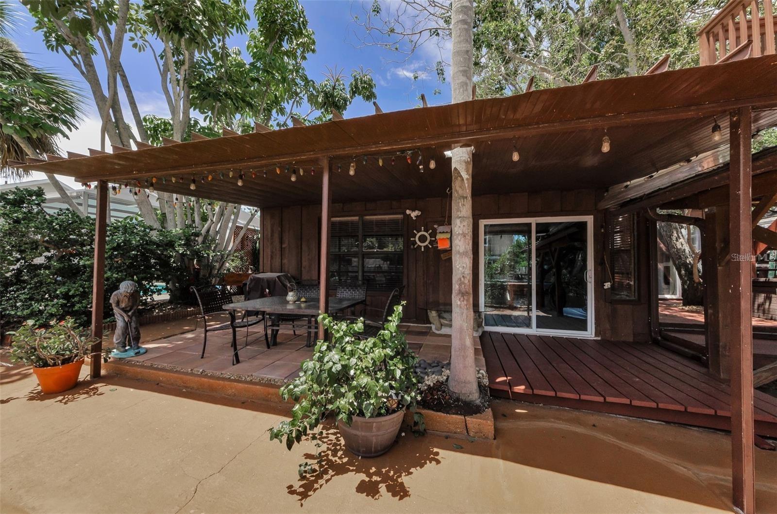 2602 CYPRUS DR — photo 32