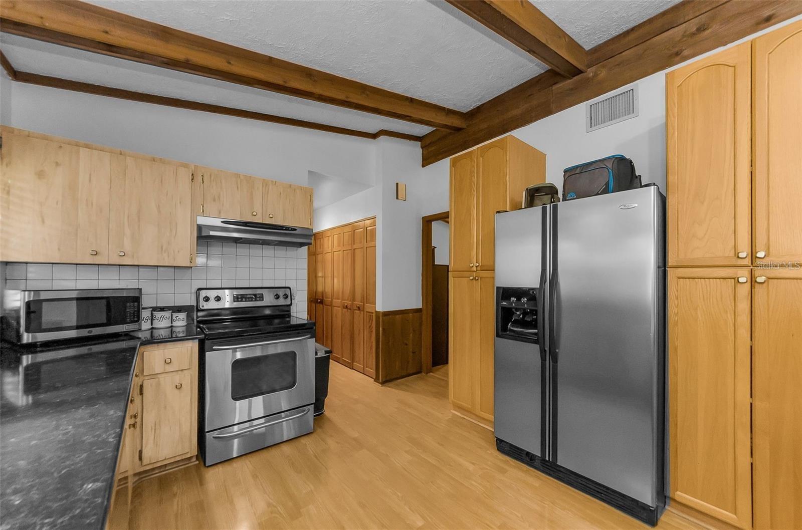 2602 CYPRUS DR — photo 11