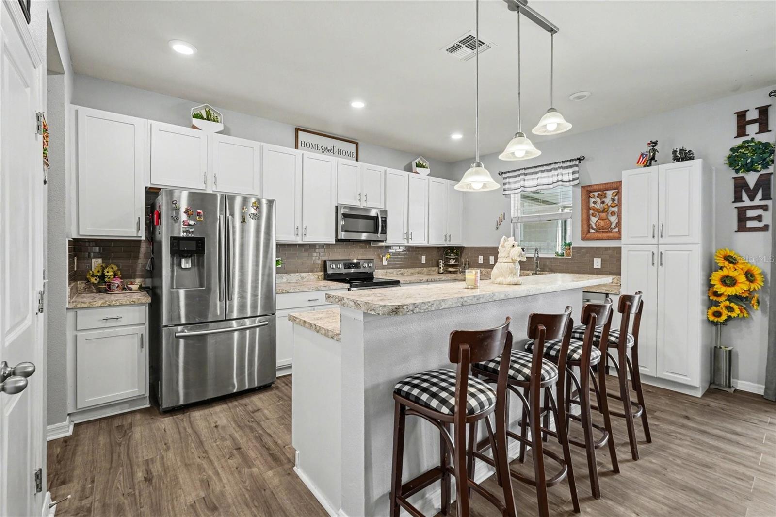 10617 ALDO MORO DR — photo 8