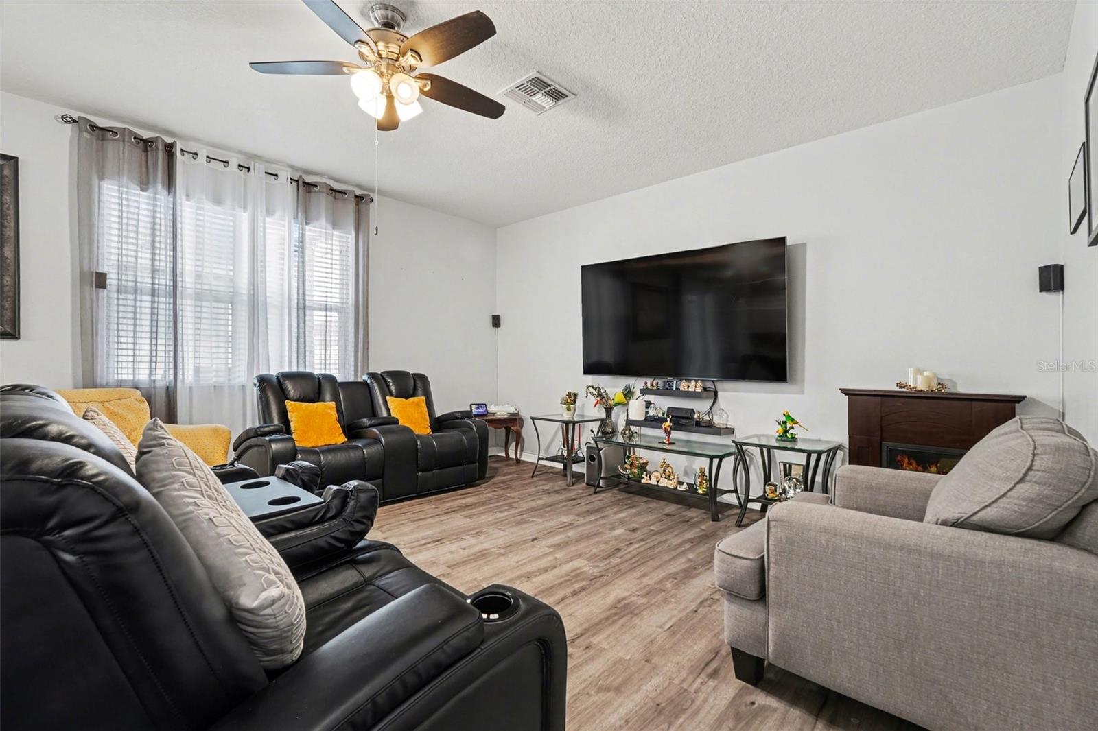 10617 ALDO MORO DR — photo 10