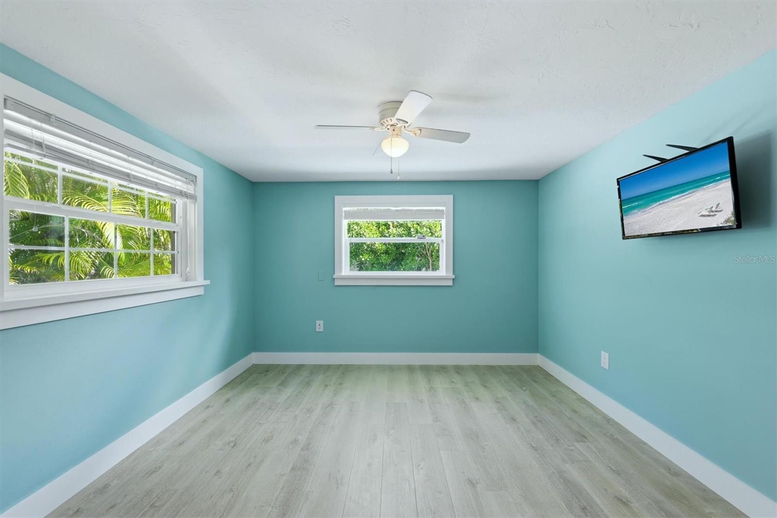 5803 DE PALMAS AVE — photo 24