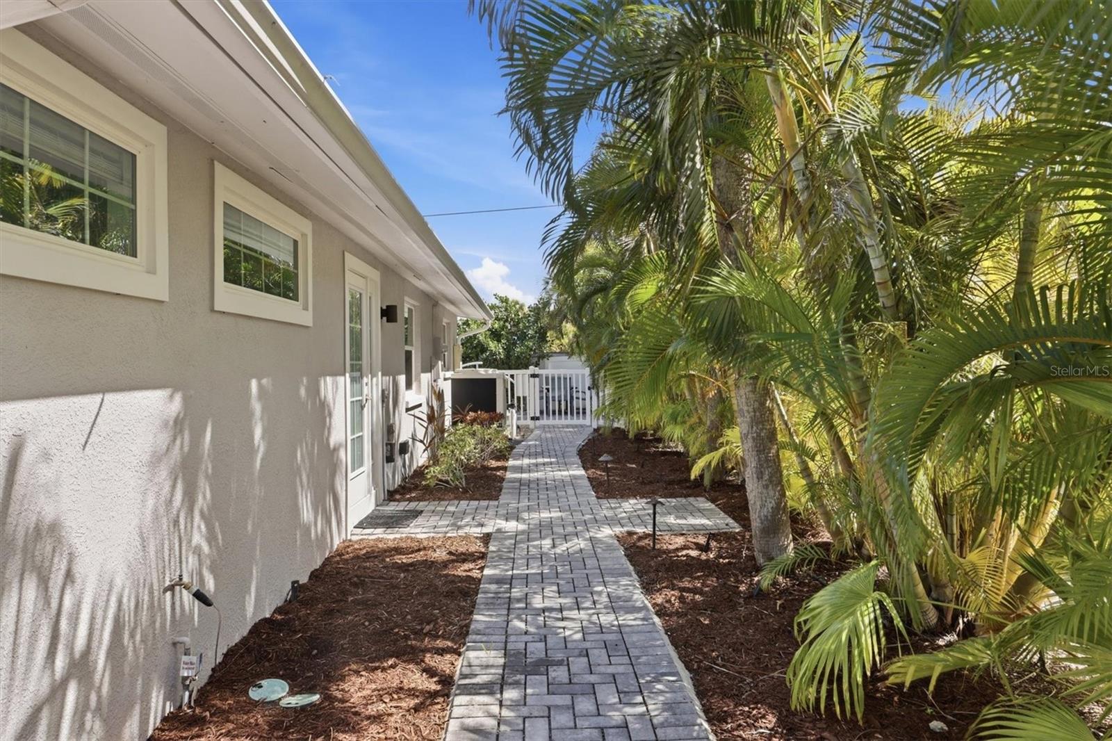 5803 DE PALMAS AVE — photo 30