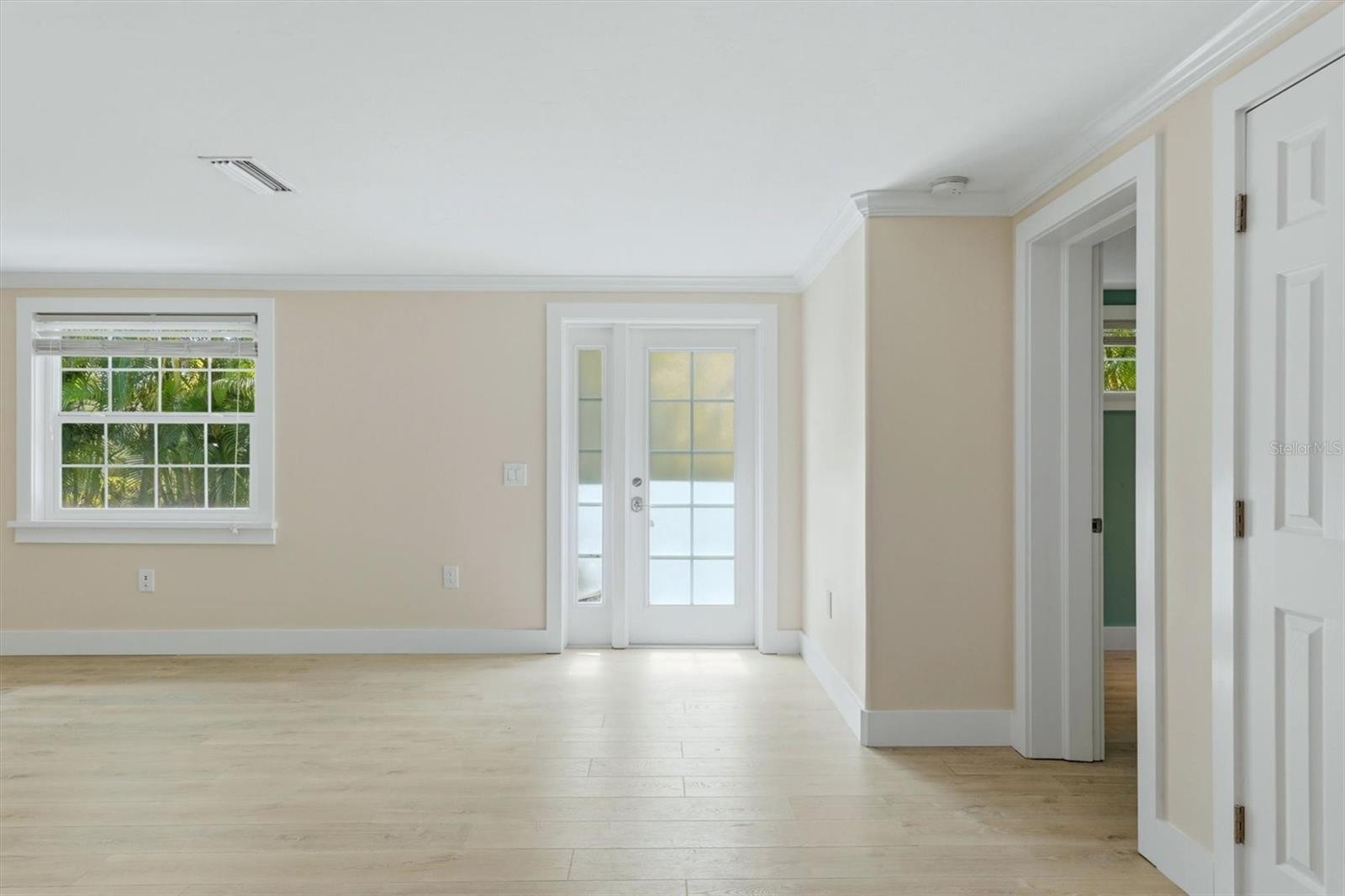 5803 DE PALMAS AVE — photo 14