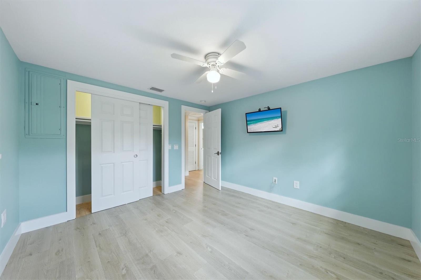 5803 DE PALMAS AVE — photo 22