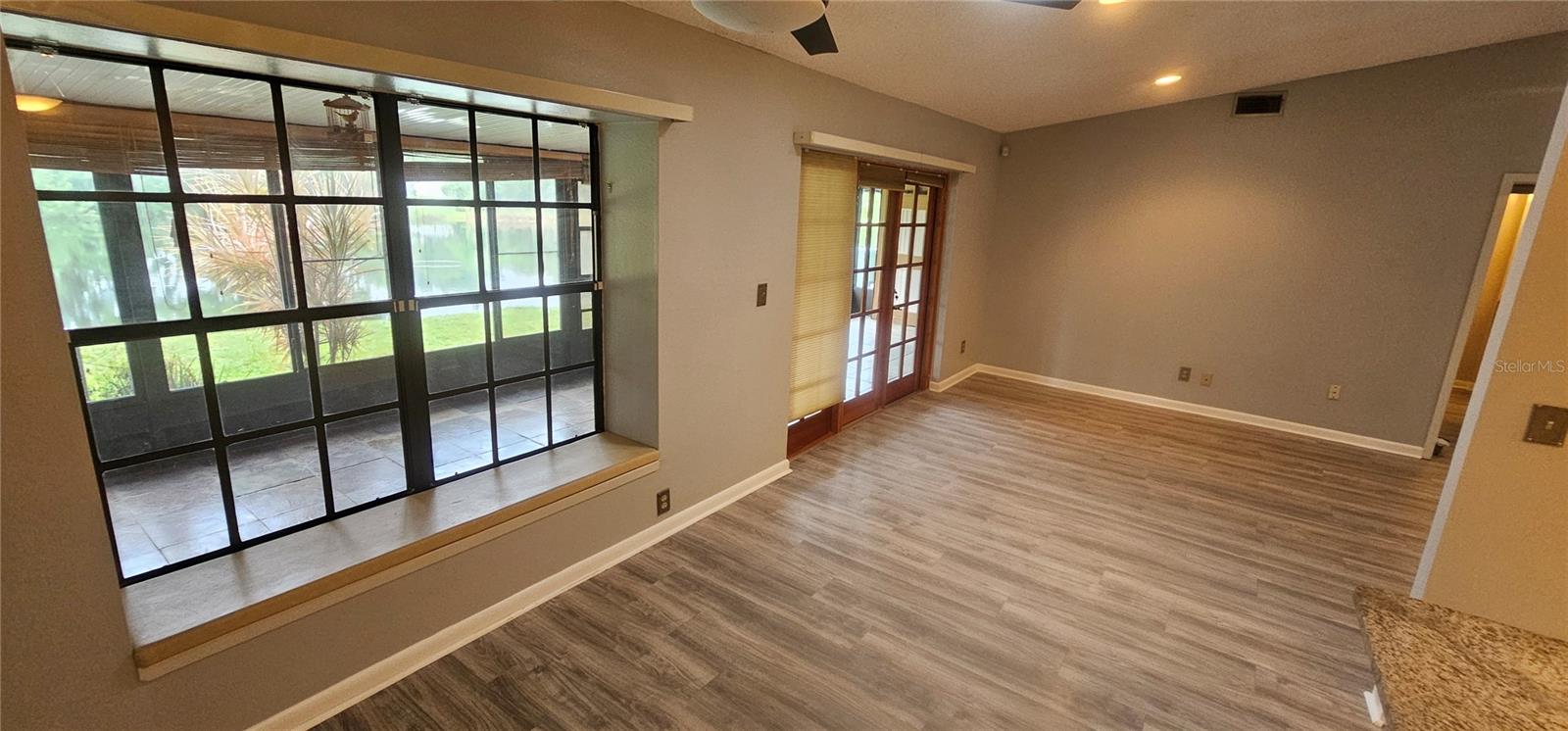 4075 SHORESIDE CIR — photo 15