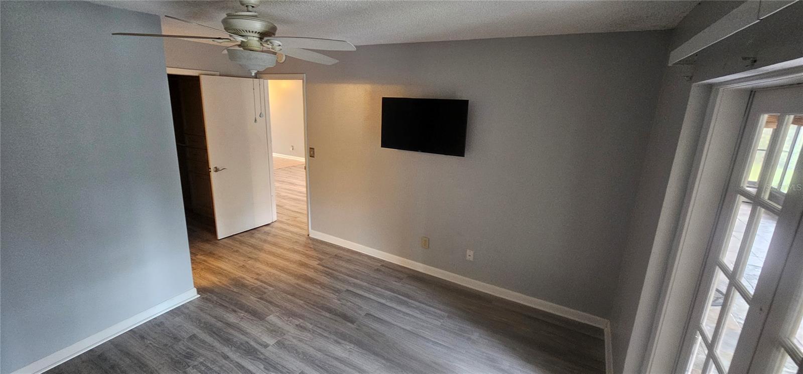 4075 SHORESIDE CIR — photo 17