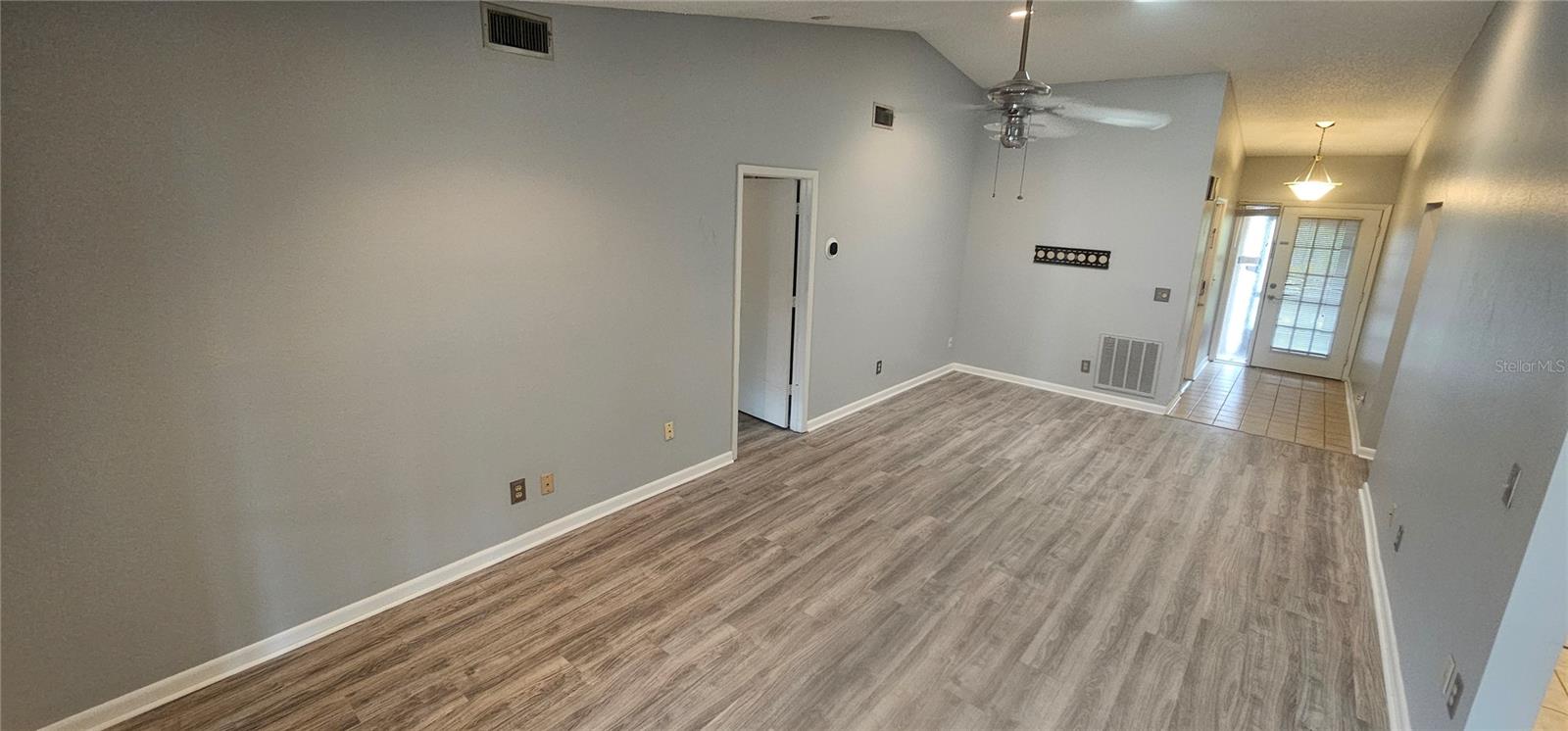 4075 SHORESIDE CIR — photo 5
