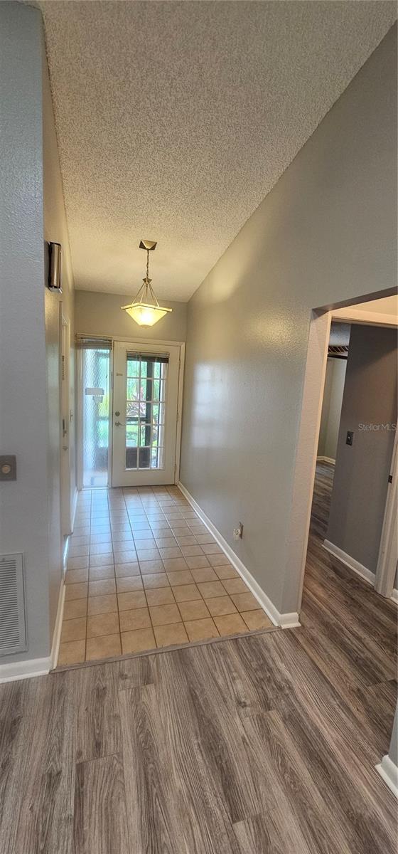 4075 SHORESIDE CIR — photo 4
