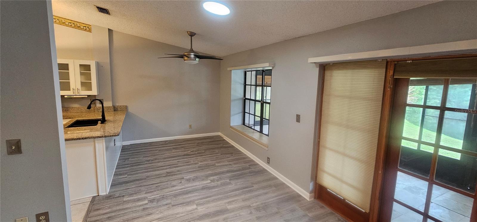 4075 SHORESIDE CIR — photo 14