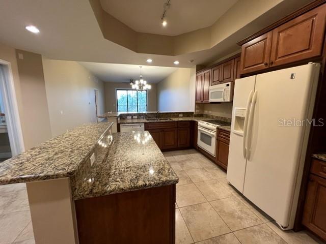 7710 LAKE VISTA CT #303 — photo 3