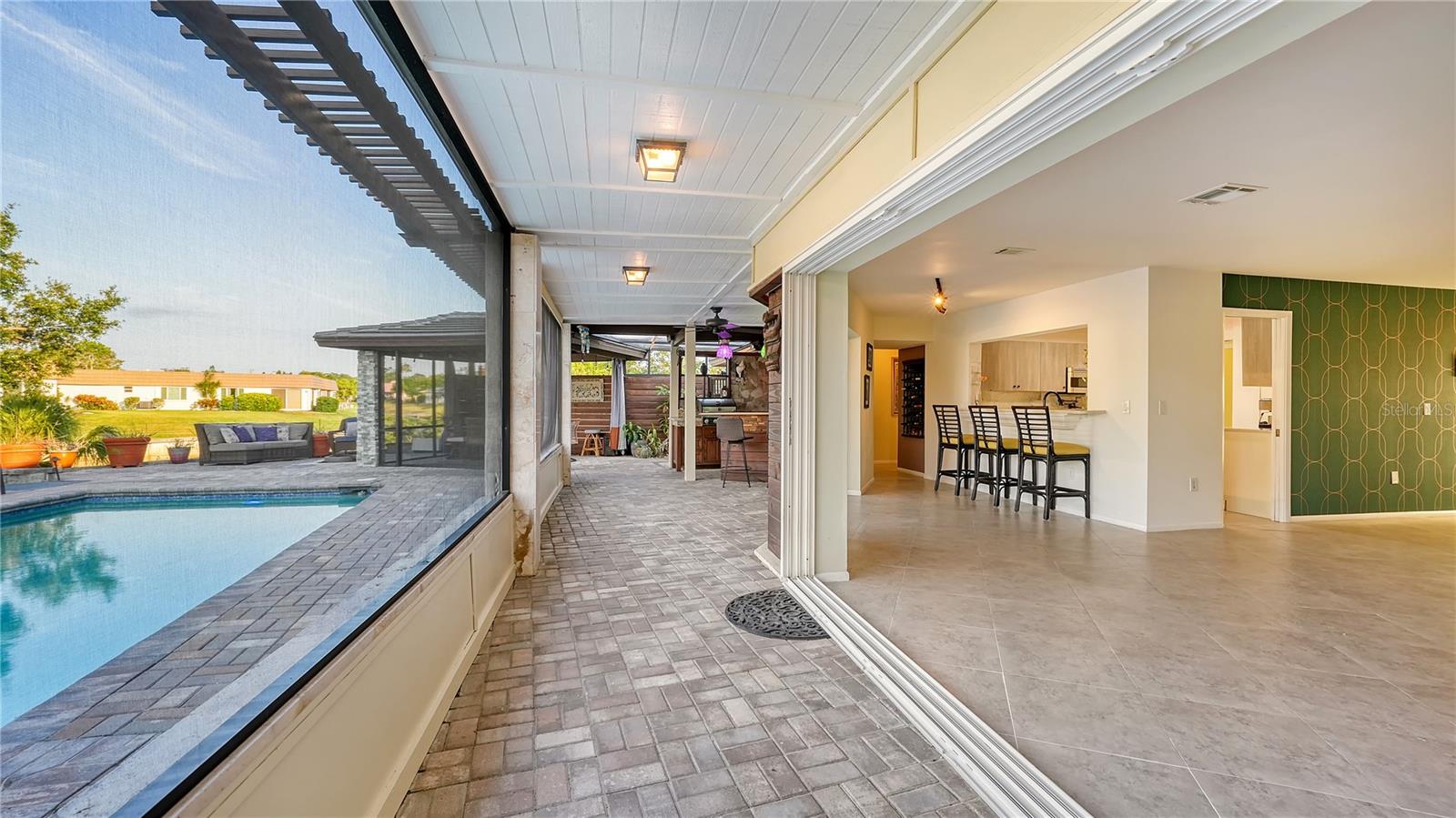 5500 MERRIMAC DR — photo 16