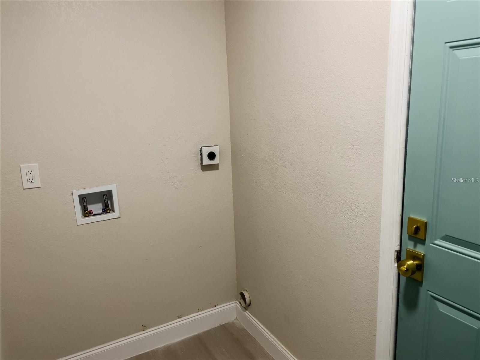 5516 GOLDEN DR — photo 29