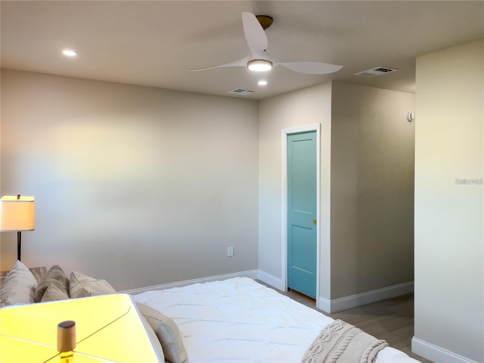 5516 GOLDEN DR — photo 20