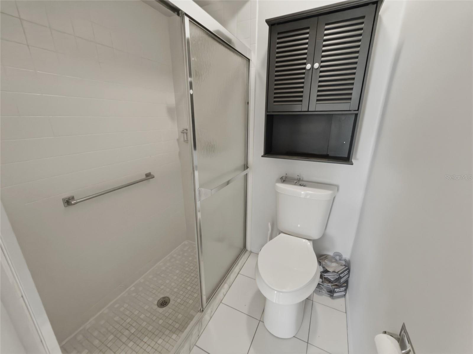 7535 GREYSTONE DR — photo 21