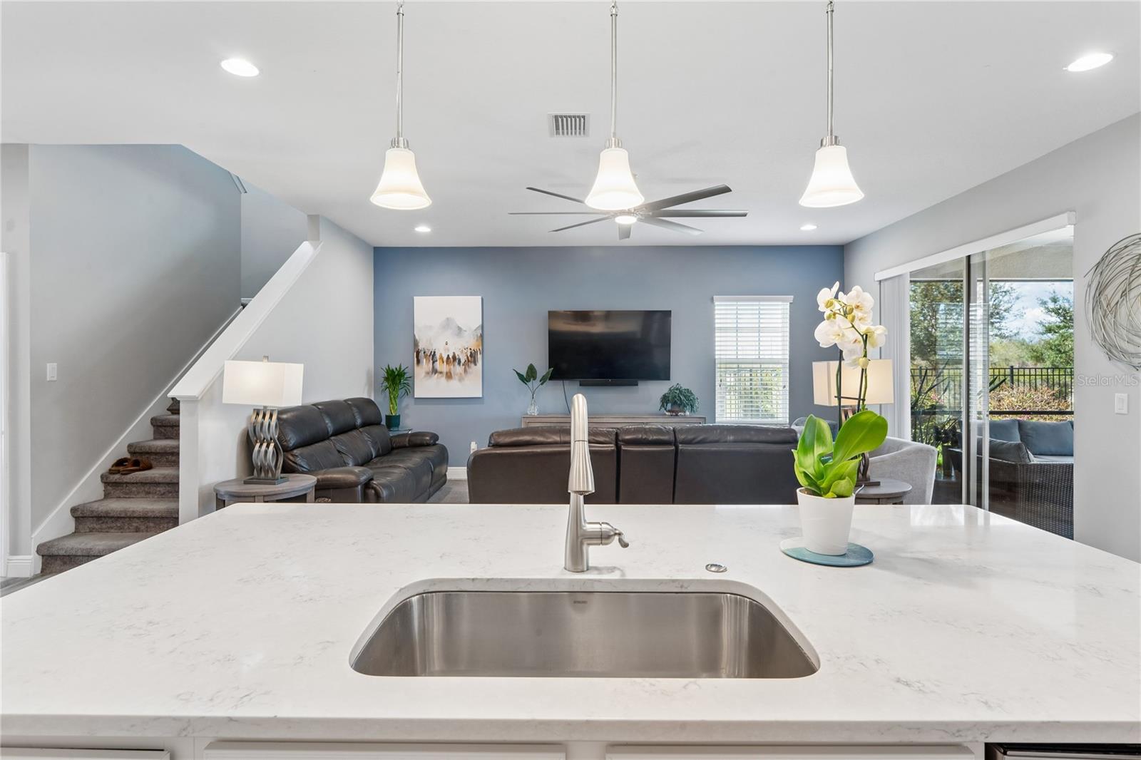 4124 CADENCE LOOP — photo 15
