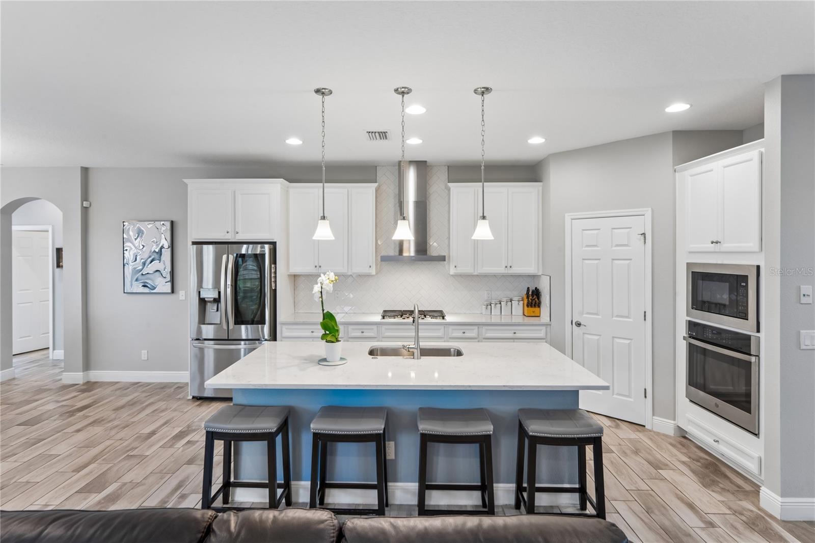 4124 CADENCE LOOP — photo 13