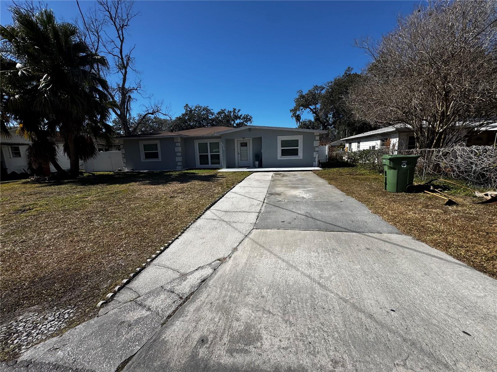 6914 N OLA AVE — photo 4