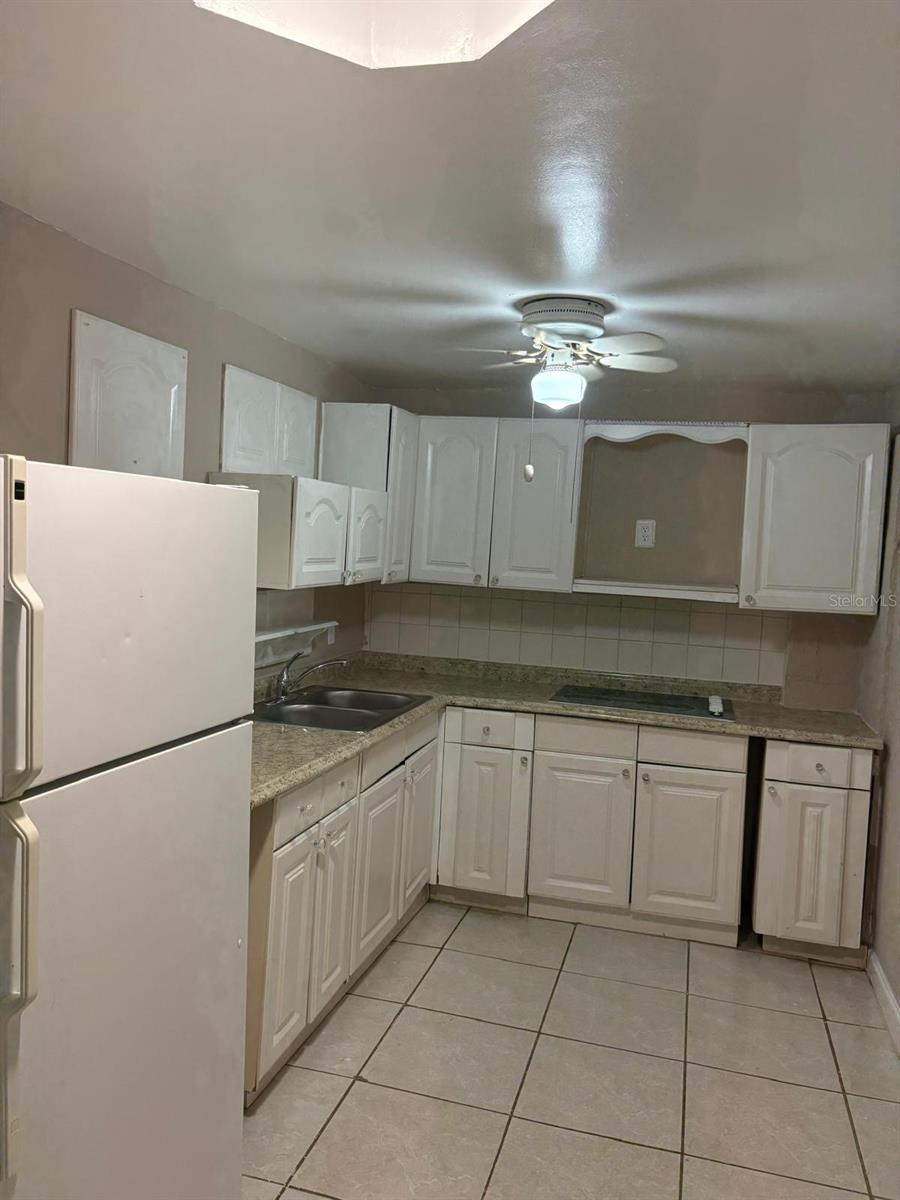 6914 N OLA AVE — photo 38