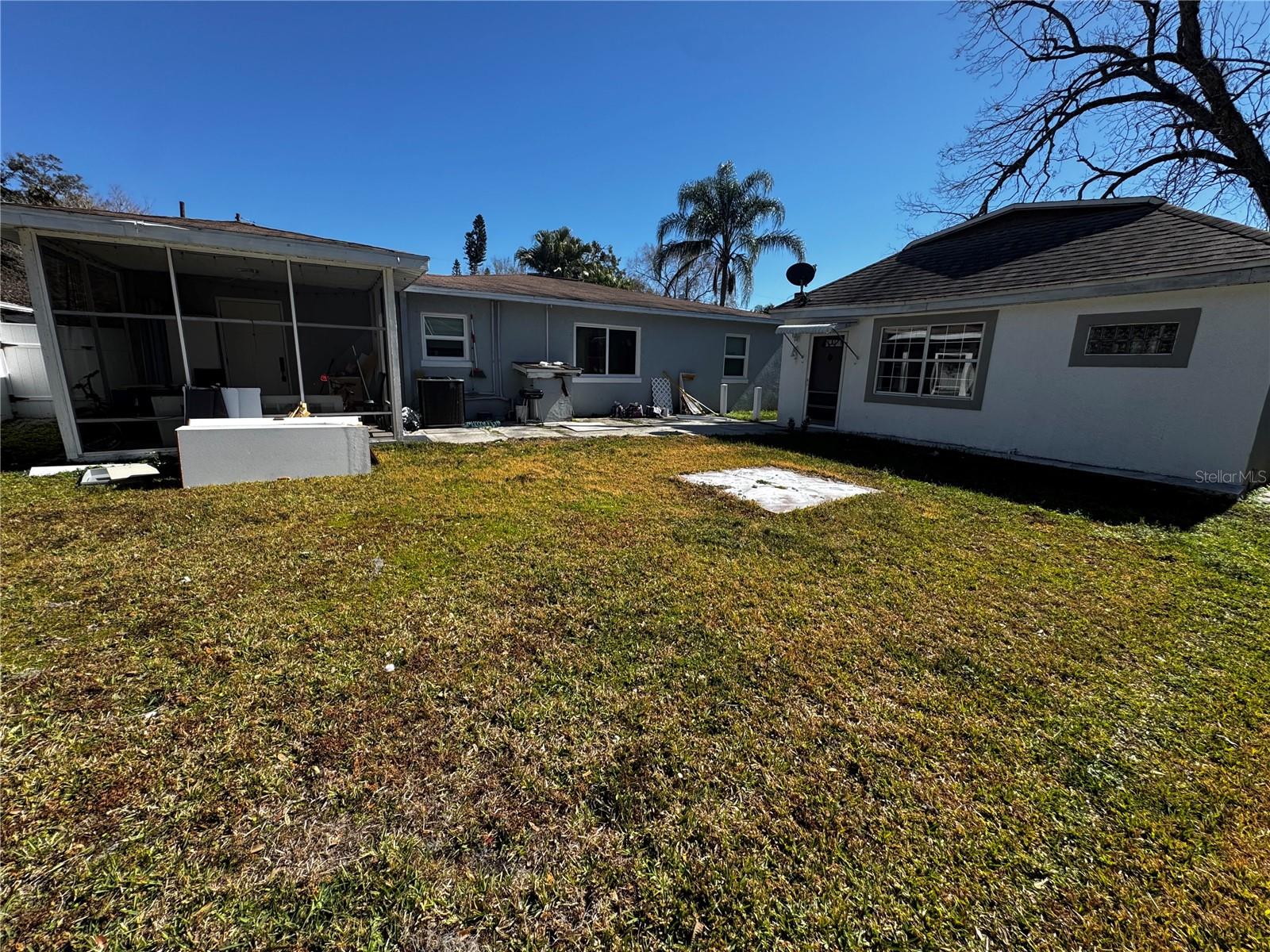 6914 N OLA AVE — photo 30